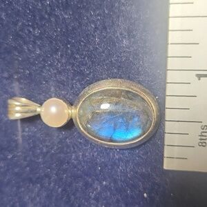 Sterling Silver and Labradorite Gemstone Pendant